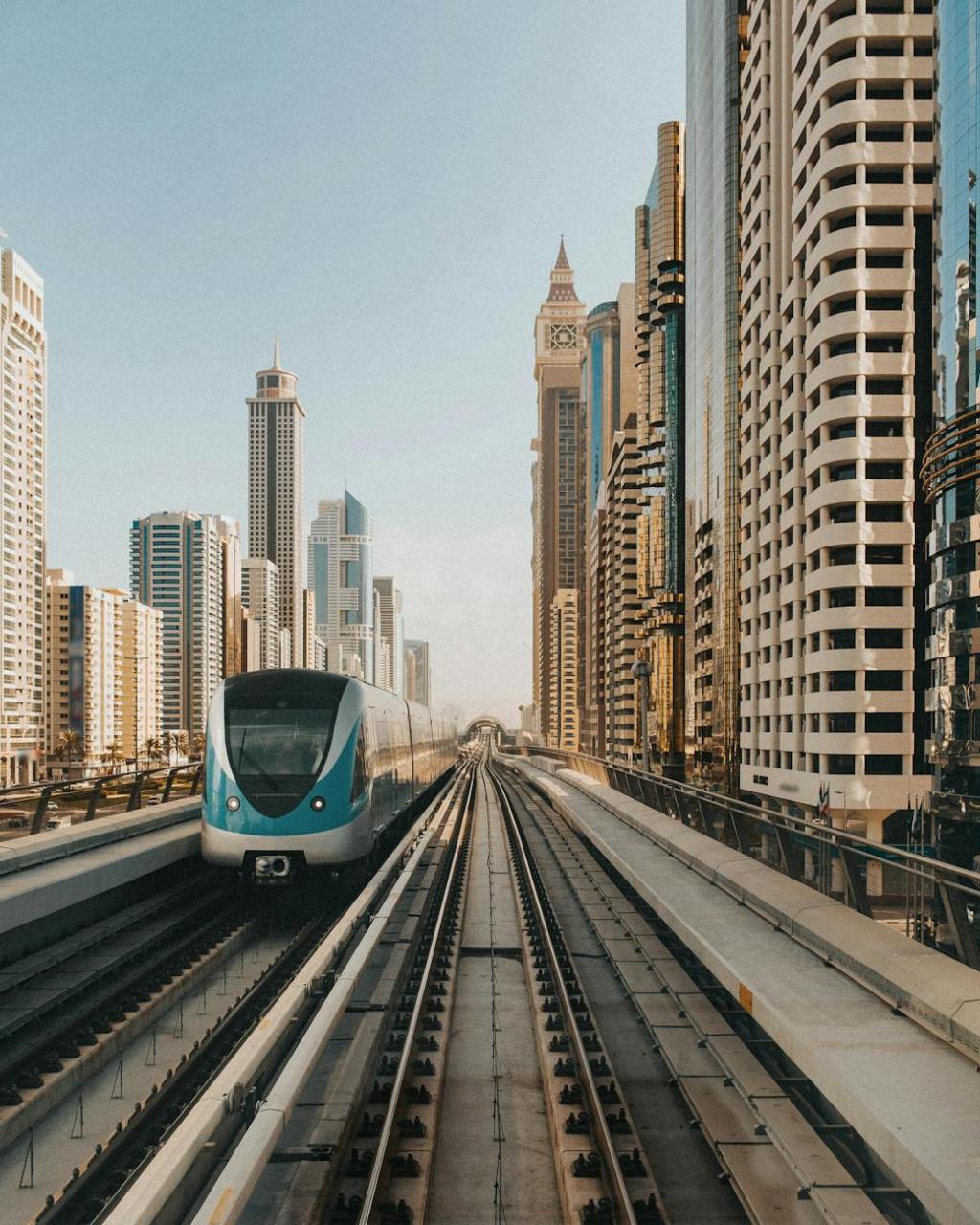 Dubai Metro Guide 2025 — Everything You Need to&nbsp;Know